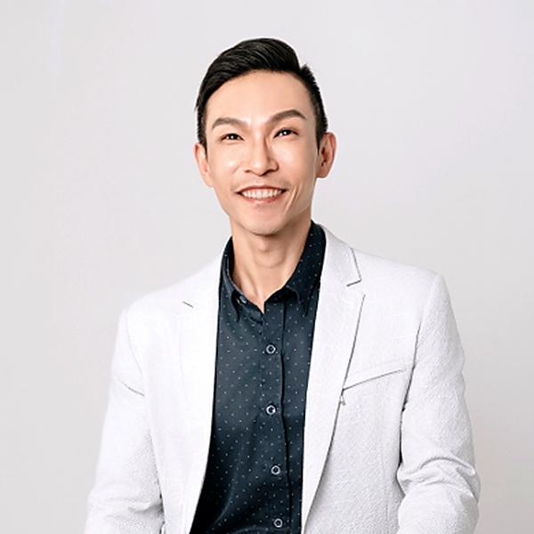 方偉立